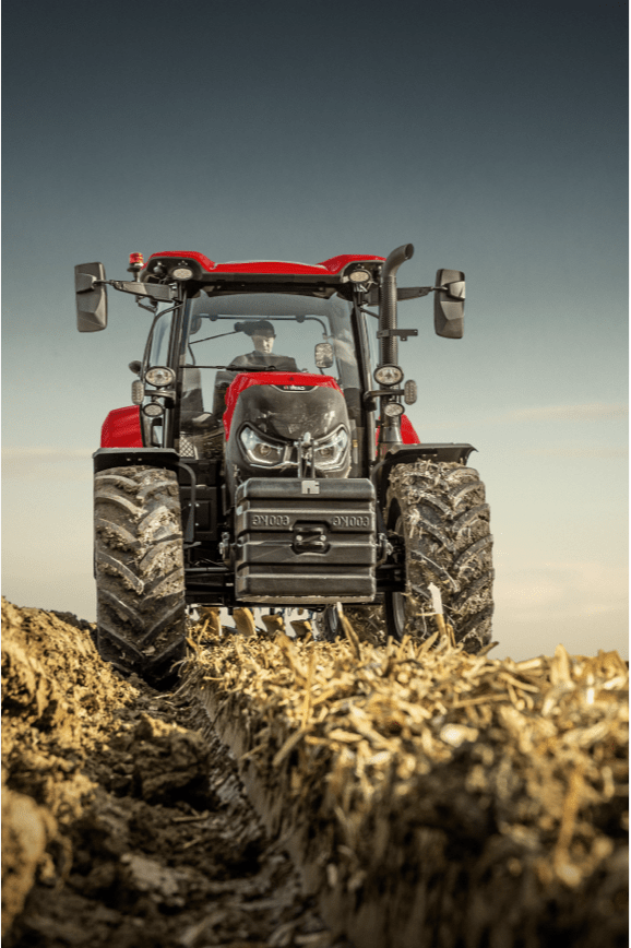 Tracteur dans un champs